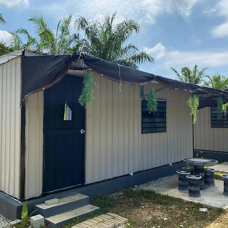 Yn Cabin Tanjung Karang Eksteriør bilde